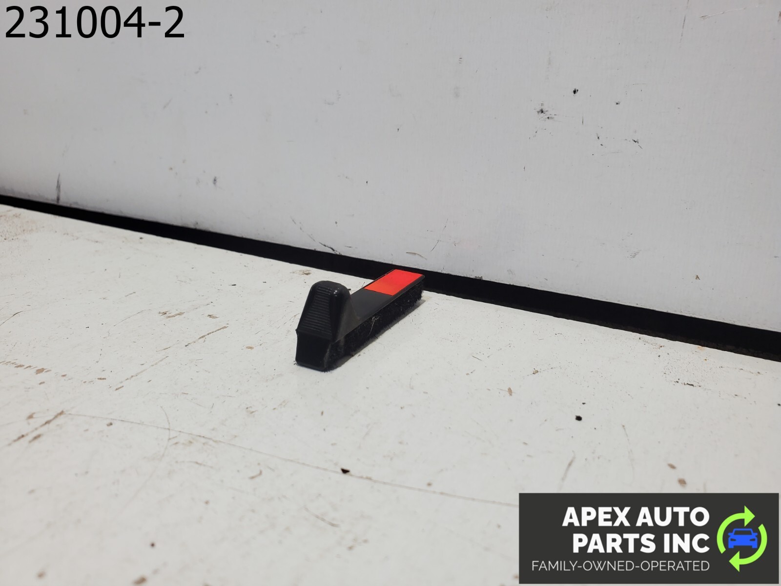 OEM 1984 Pontiac Fiero DOOR LOCK SLIDE KNOB NOS GM 218 - Image 4