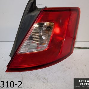 OEM 2010-2012 Ford Taurus 3.5L Exterior Rear RH Right Driver Tail Light Assembly