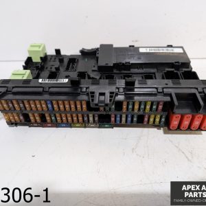 OEM 2004-2006 BMW X5 3.0L FUSE BOX ASSEMBLY RELAY GLOVE BOX RELAYS