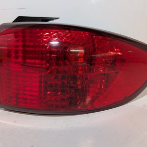 OEM 2006-2007 Subaru Tribeca 3.0L Passenger Side Tail Light Taillight