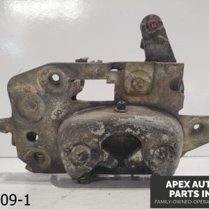 OEM 1967 Ford Fairlane 3.3L FRONT SIDE DOOR LATCH