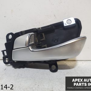 OEM 2016-2018 Kia Sorento 2.4L REAR LEFT SIDE INTERIOR DOOR HANDLE