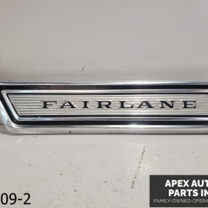 OEM 1967 Ford Fairlane 3.3L MOLDING TRIM LH DRIVER SIDE Front Fender