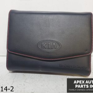OEM 2016-2018 Kia Sorento 2.4L LEATHER CASE OWNERS MANUAL OPERATORS GUIDE