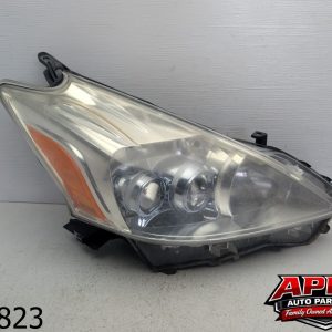 OEM 2013 Toyota Prius-V 1.8L Right Passenger Dual Projector LED Xenon Headlight