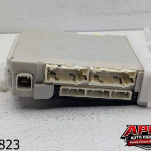 OEM 2013 Toyota Prius-V 1.8L INTERIOR FUSE RELAY BODY JUNCTION BOX