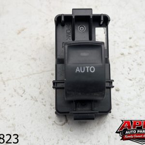 OEM 2013 Toyota Prius-V 1.8L Right Side Door Window Switch Panel