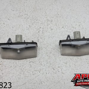 OEM 2013 Toyota Prius-V 1.8L  rear plate lights