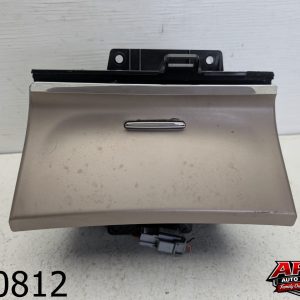 OEM 2016 Jeep Grand Cherokee 3.6L Center Console Storage Cubby USB Port