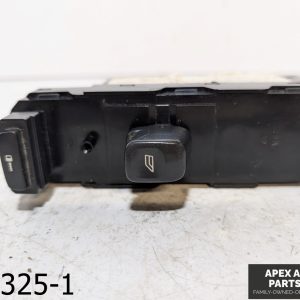OEM 2004-2007 Volvo V70 2.5L  Right Passenger Front Door Window Switch