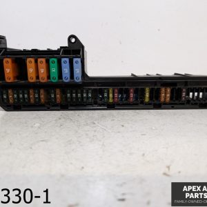 OEM 2004-2007 BMW 530XI 3.0L FRONT POWER DISTRIBUTION FUSE BOX HOLDER CASE