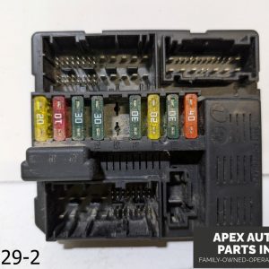 OEM 2007-2010 BMW X3 3.0L Fuse Box Power Distribution Fuse Relay Under Hood Unit