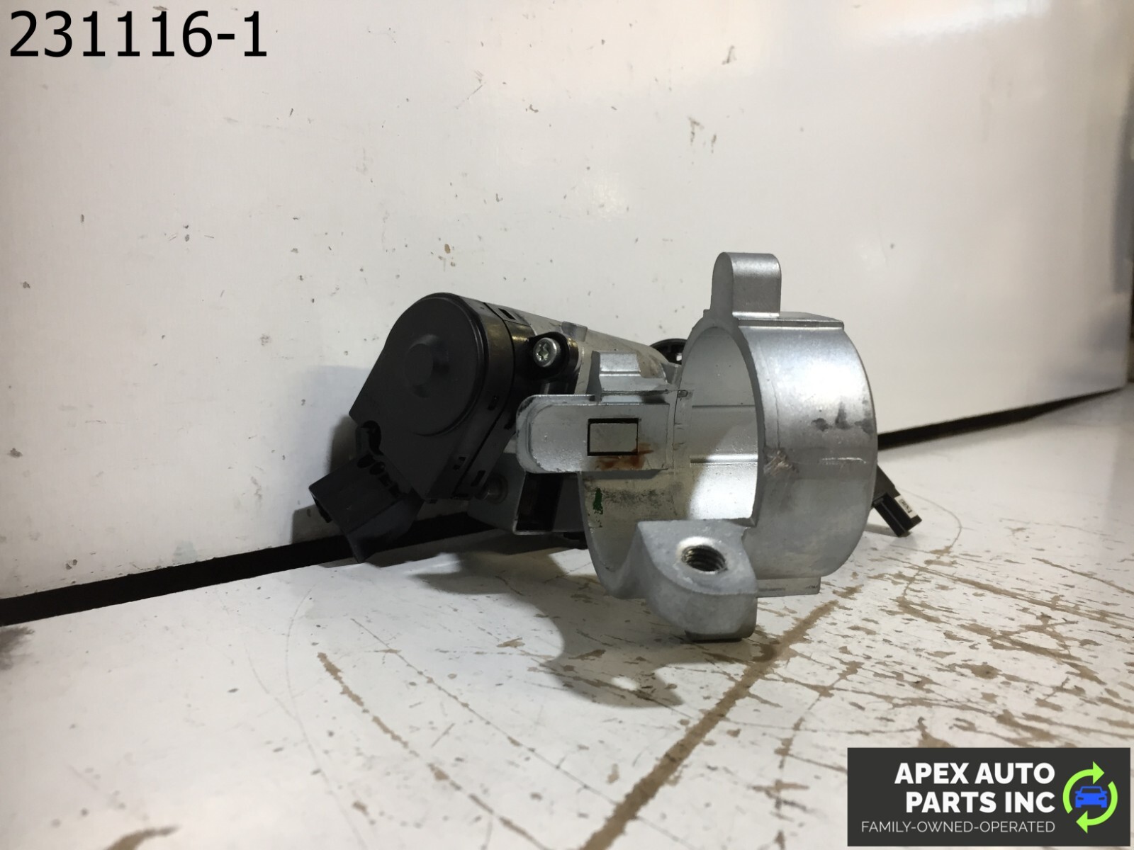OEM 2010 Buick Lacrosse Ignition Switch Assembly Unit - Image 2