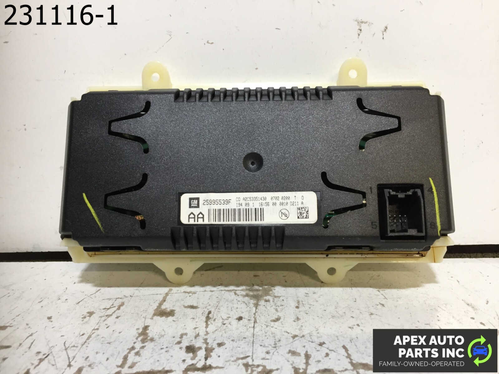 OEM 2010 Buick Lacrosse DISPLAY SCREEN 25995539F - Image 4