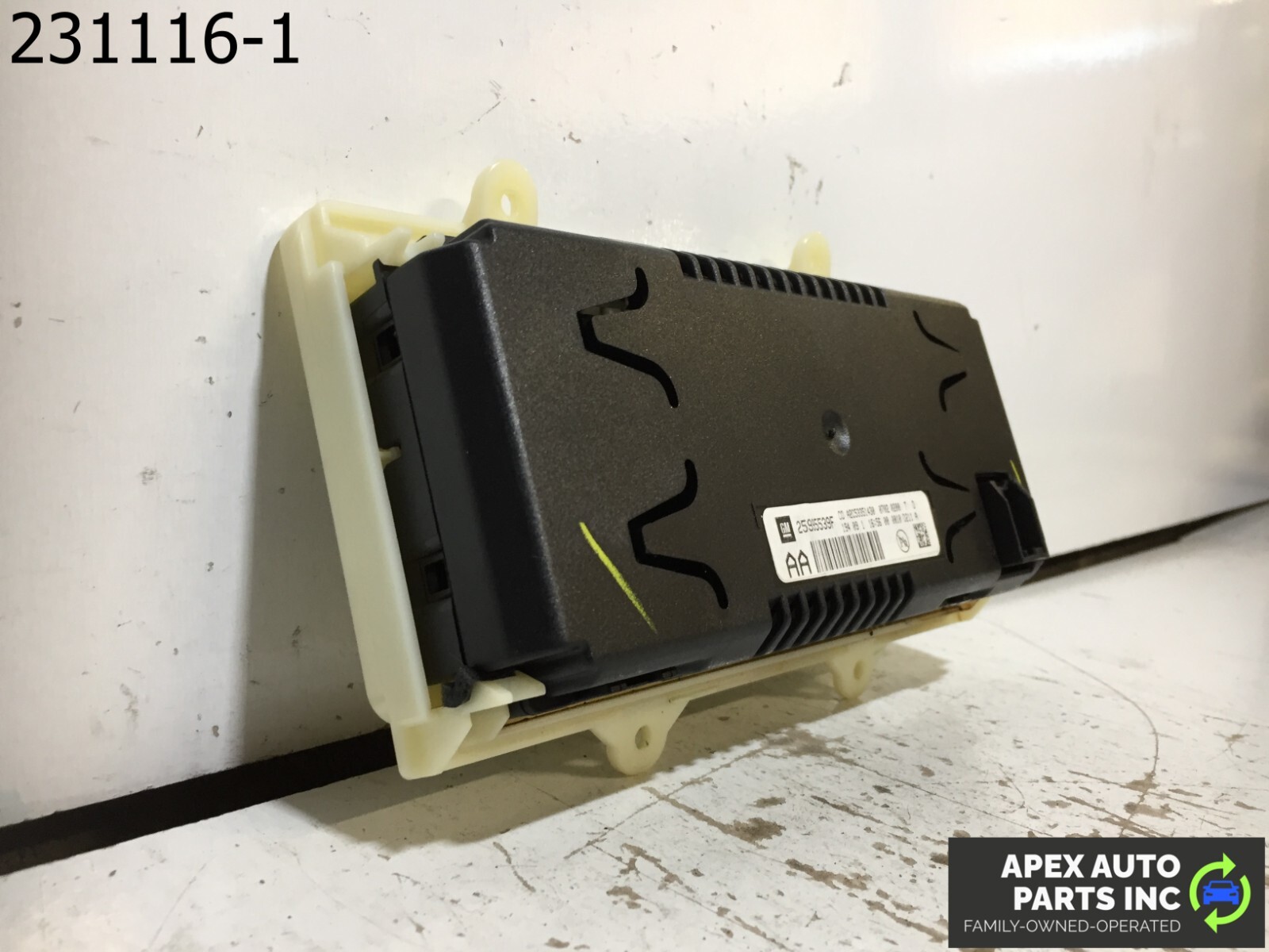 OEM 2010 Buick Lacrosse DISPLAY SCREEN 25995539F - Image 5