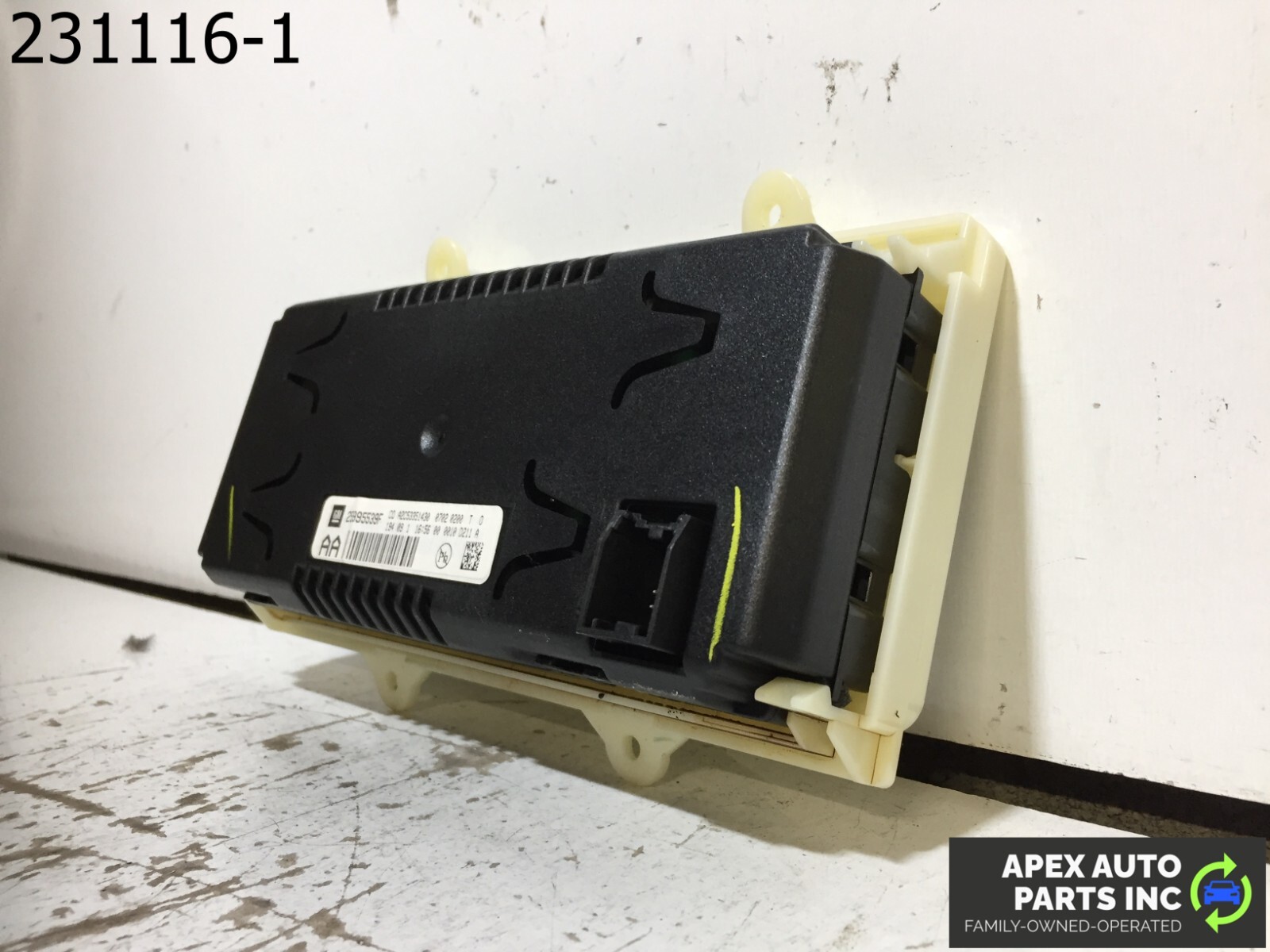 OEM 2010 Buick Lacrosse DISPLAY SCREEN 25995539F - Image 6