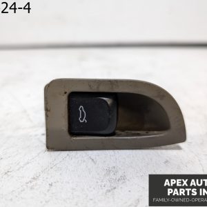 OEM 2011 Audi A4 2L SEDAN TRUNK RELEASE SWITCH BUTTON 062723