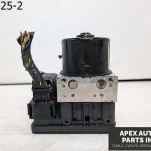 OEM 2010 Volvo S40 2.4L ABS Anti-Lock Brake Pump AWD Stability Traction