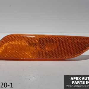 OEM 2006-2011 Volkswagen Eos Driver Corner/Park Light Side Marker Bumper Mounted