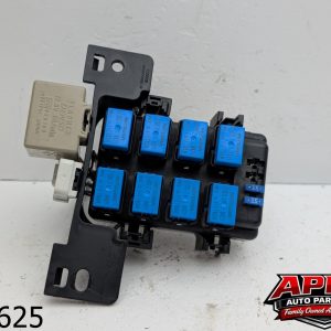 OEM 2009 Subaru Tribeca 3.6L FUSE BOX FLASHER RELAY
