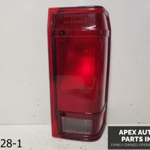 OEM 1984-1988 Ford Bronco ii 2 2.9L Passenger Right Tail Light