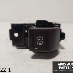 OEM 2010-2013 Buick Regal 2.4L Parking Park Brake Control Switch Button 13271125