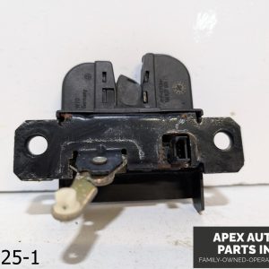 OEM 1999-2003 Volkswagen Golf 2.0L Trunk Lid Lock Latch Release Actuator