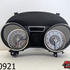 OEM 2015 Mercedes GLA250 2.0L FRONT CLUSTER SPEEDOMETER INSTRUMENT GAUGE