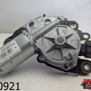 OEM 2015 Mercedes GLA250 2.0L Rear Tailgate Wiper Motor