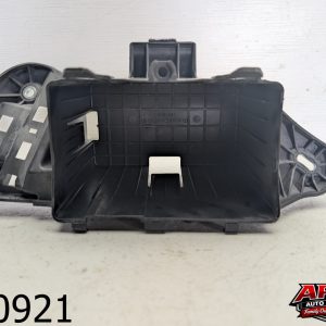 OEM 2015 Mercedes GLA250 2.0L BATTERY TRAY HOLDER