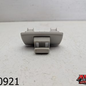 OEM 2015 Mercedes GLA250 2.0L Sunvisor Sun Visor Catch Snap Unit