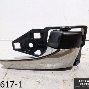 OEM 2013-2015 Toyota Avalon 3.5L Door Handle Inner Passenger