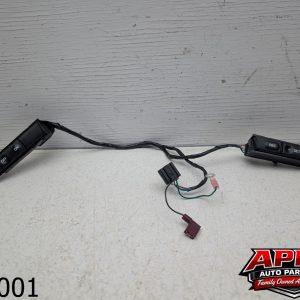 OEM 2005 Ford Mustang 4.0L Steering Wheel Cruise Control Switches Buttons