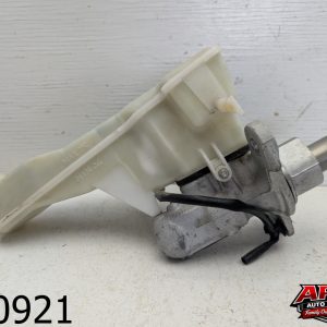 OEM 2015 Mercedes GLA250 2.0L  Brake Master Cylinder w/ Reservoir
