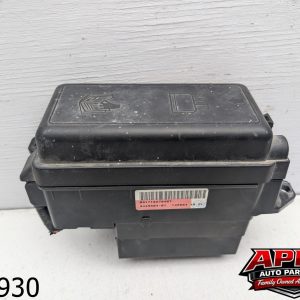 OEM 2007 Mini Cooper 1.6L Engine Fuse Box Assembly