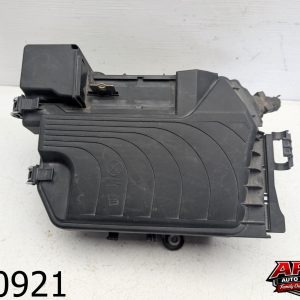 OEM 2015 Mercedes GLA250 2.0L ENGINE FUSE BOX