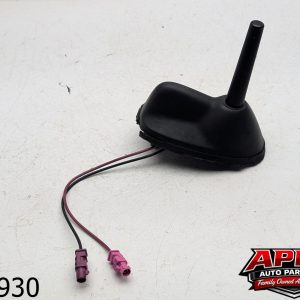 OEM 2007 Mini Cooper 1.6L Roof Antenna Base Module