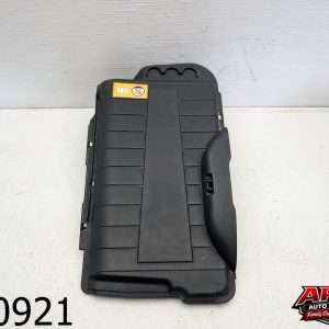 OEM 2015 Mercedes GLA250 2.0L Battery Housing Cover Assembly