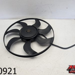 OEM 2015 Mercedes GLA250 2.0L ENGINE MOTOR RADIATOR SHROUD FAN BLADE