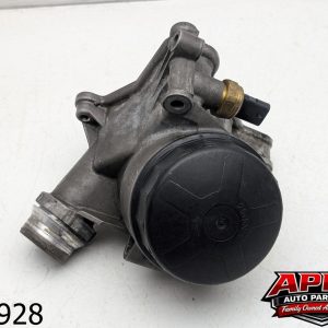 OEM 2011 BMW 528i 3.0L Oil Filter Housing w Plastic Cap