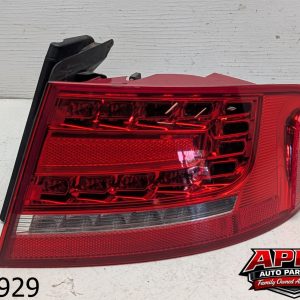 OEM 2010 Audi A4 2.0L Right Inner Taillight
