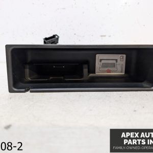 OEM 2006-2010 Volkswagen Passat 3.6L  FRONT STORAGE CONSOLE IPOD CONNECTION