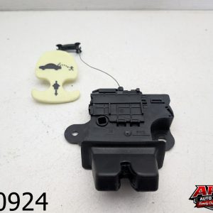 OEM 2014 Chevrolet Impala 3.6LTrunk Lid Latch Lock Power Actuator Release Handle