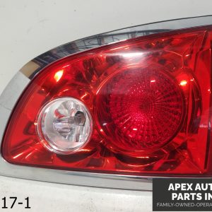 OEM 2007-2012 Buick Enclave 3.6L RH Right Passenger Taillight Lid Liftgate Hatch