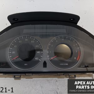 OEM 2007-2011 Volvo XC70 3.2L Speedometer Instrument Cluster Gauge