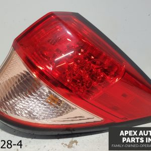 OEM 2016-2018 Honda HRV HR-V 1.8L Right Taillight quarter mounted