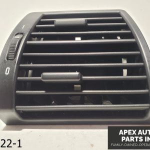 OEM 2004-2006 BMW X5 4.4L Right Passenger Dashboard Air Outlet Vent