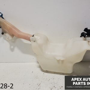 OEM 2016-2018 Honda HRV HR-V 1.8L Windshield Washer Fluid Reservoir