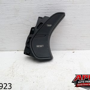 OEM 2011 Hyundai Sonata 2.0L Steering Wheel Cruise Trip Reset Switch