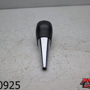 OEM 2009 Toyota Camry 2.4L Gear Shift Knob Shifter